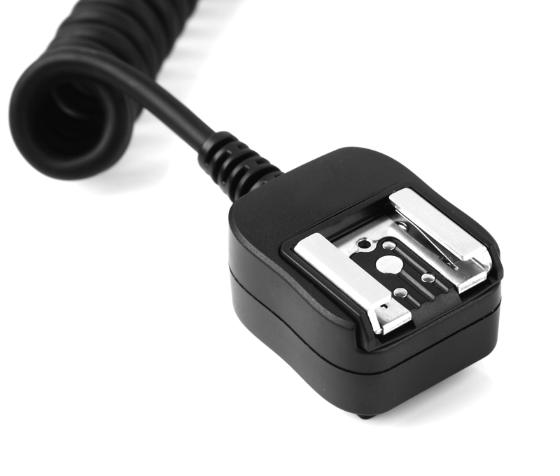 Pixel FC-312 hot shoe connecting cable, light separation and flexible use.